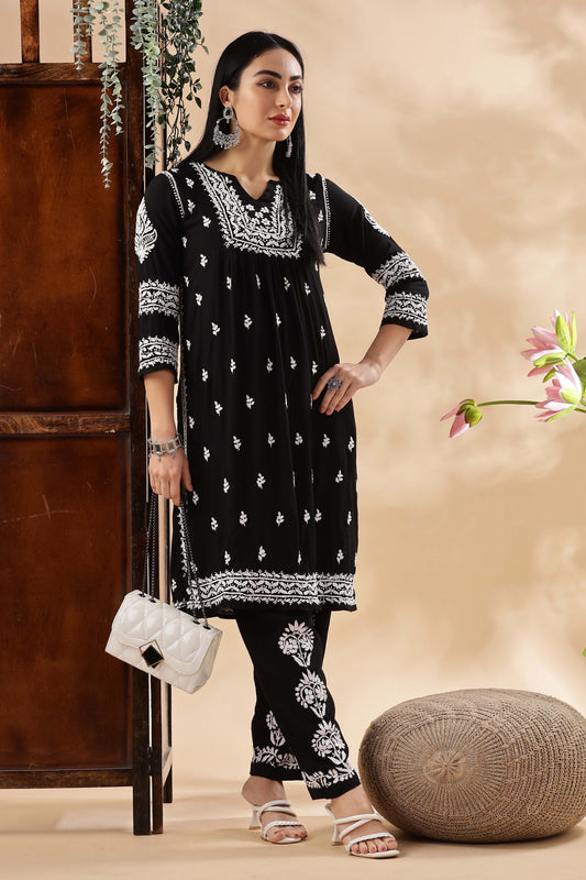 Atishi Chikankari Cotton Kurta
