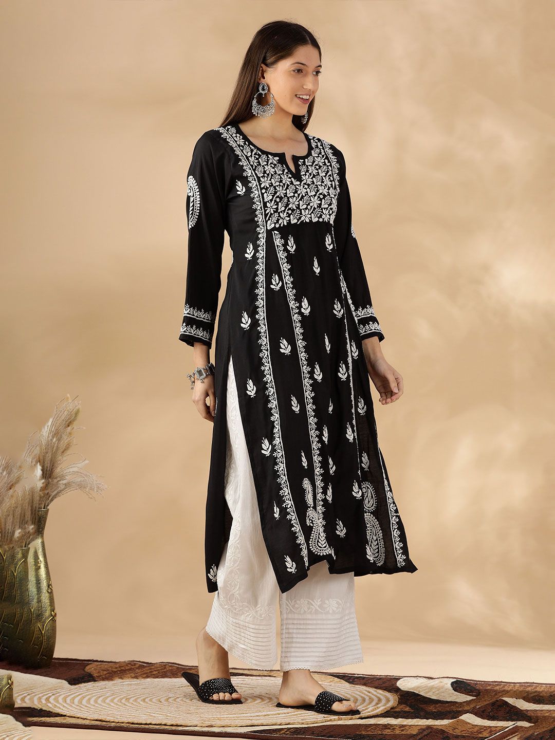 Floral Embroidered Thread Work Chanderi Cotton Straight Kurta