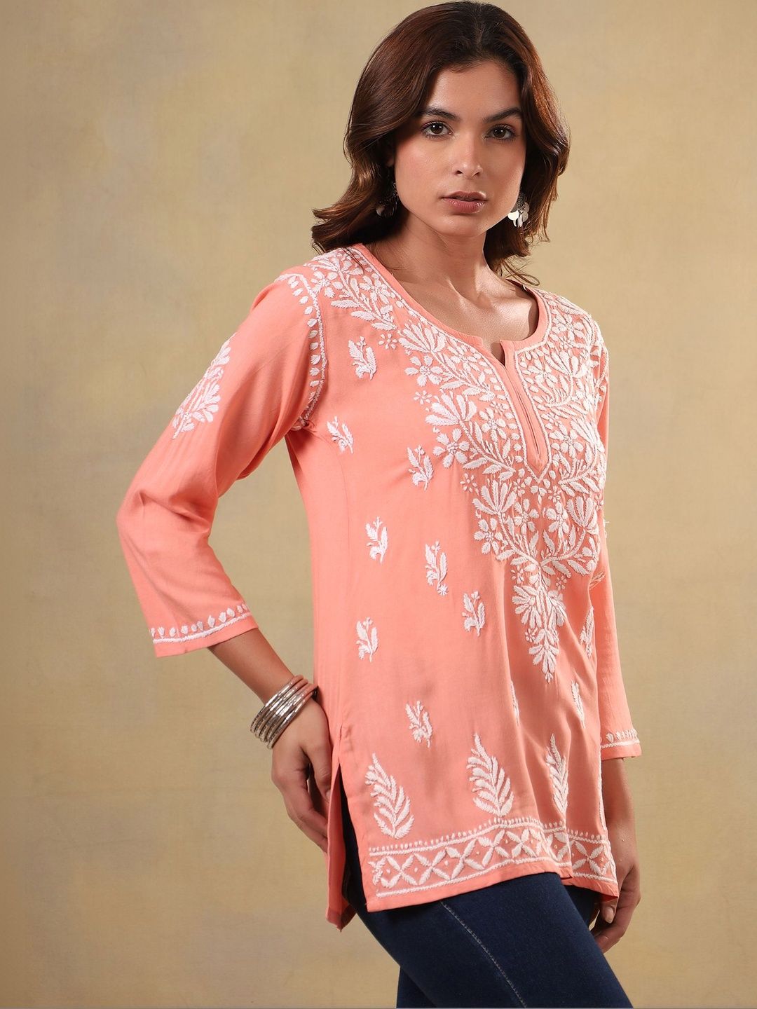 Women Ethnic Motifs Embroidered Thread Work Kurta