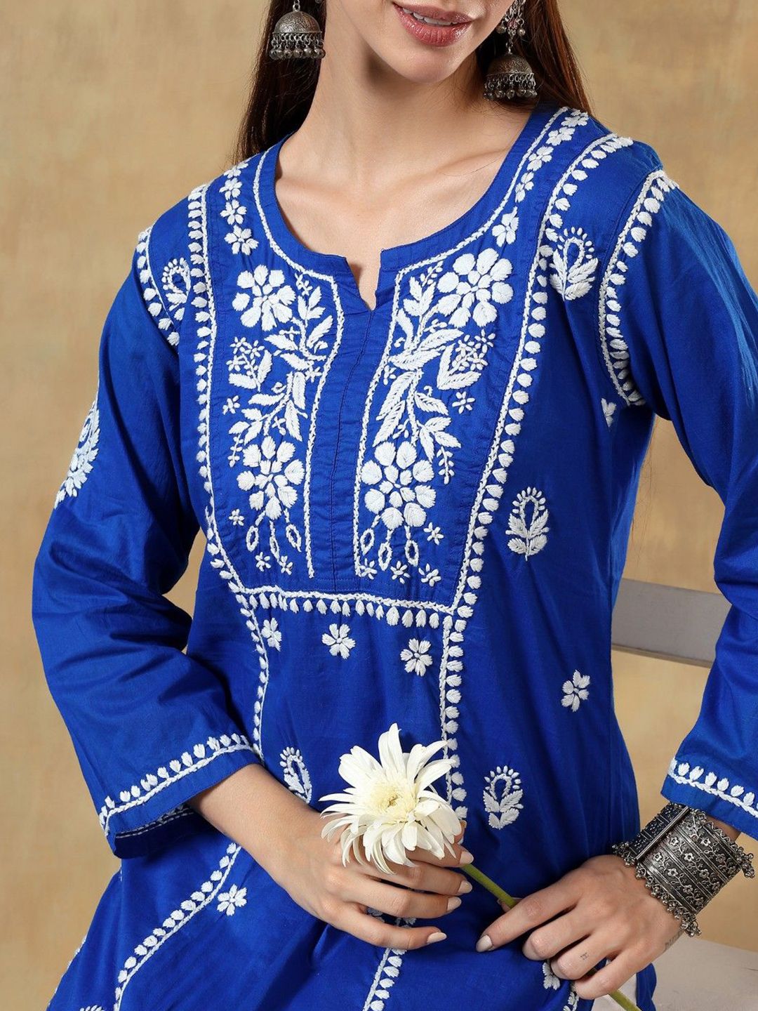 Ethnic Embroidered Round Neck  Thread Work Straight Cotton Kurta