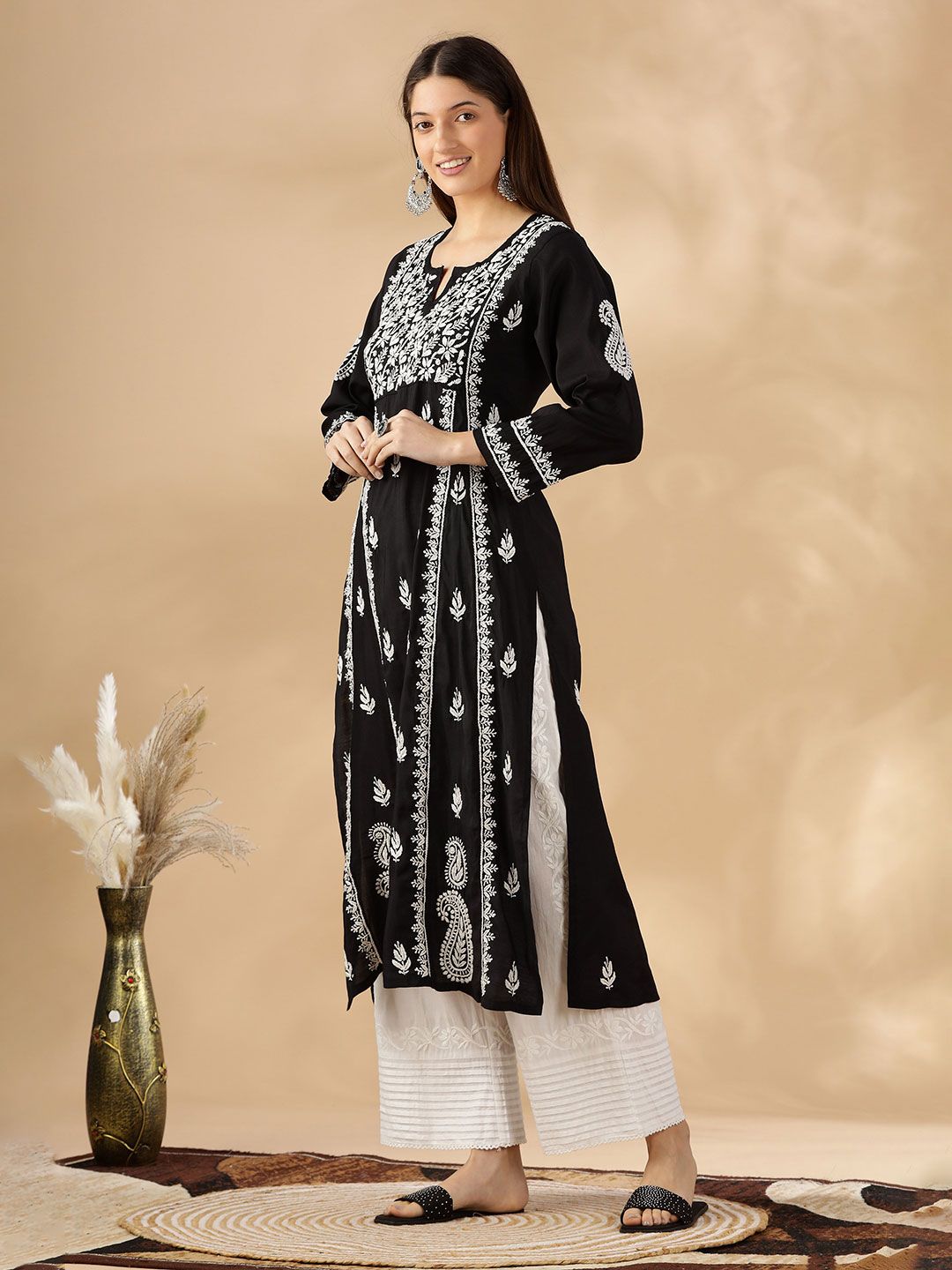 Floral Embroidered Thread Work Chanderi Cotton Straight Kurta