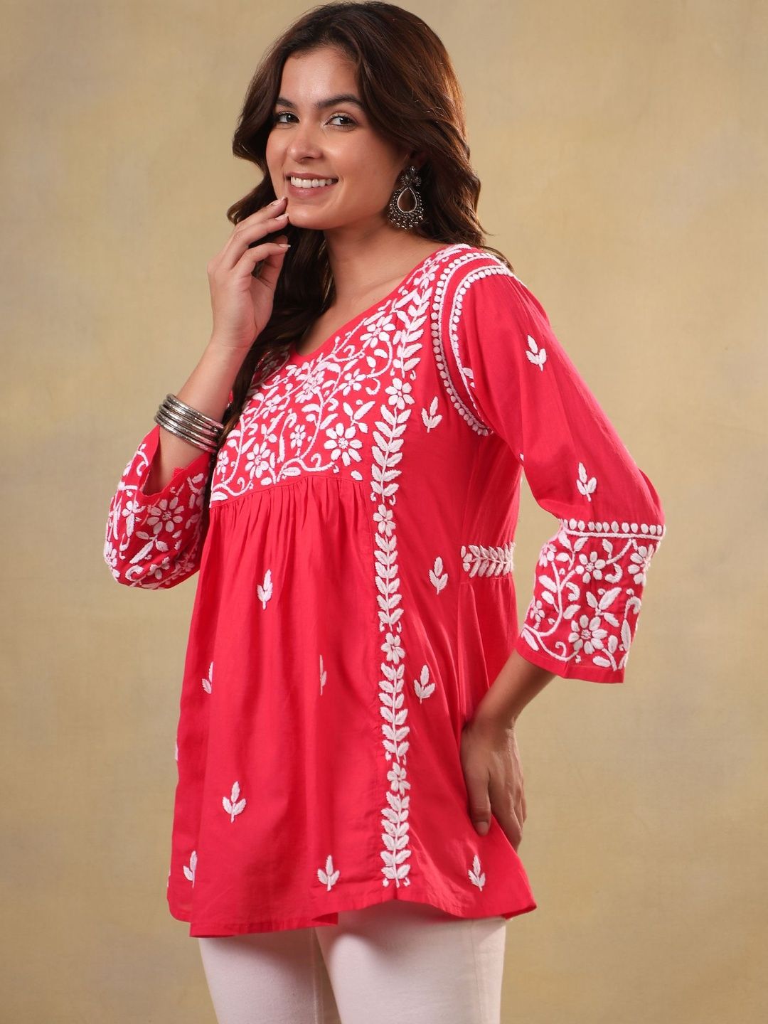 Women Floral Embroidered Chikankari Indie Florals Kurta