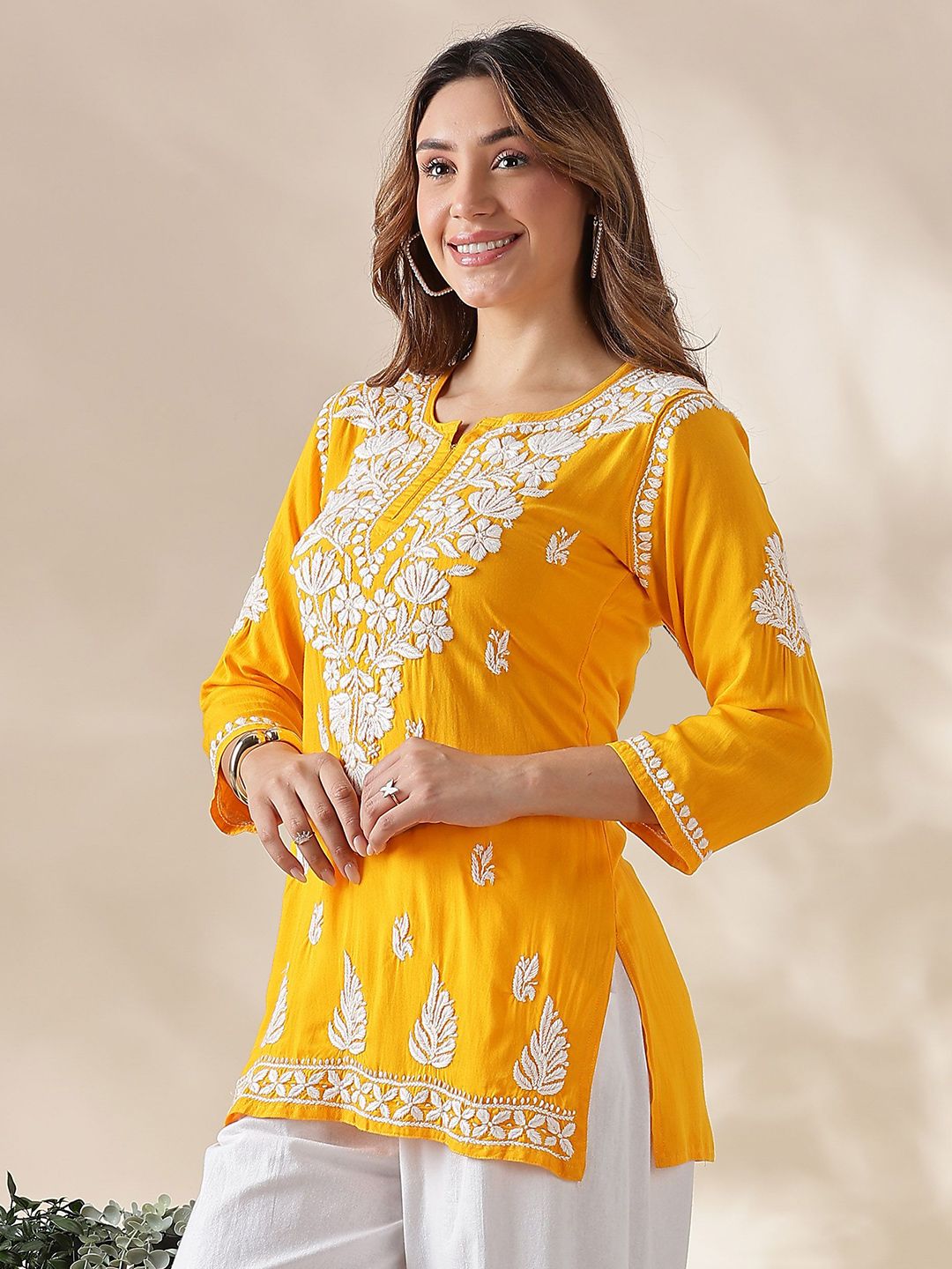 Women Floral Embroidered Chikankari Cotton Top