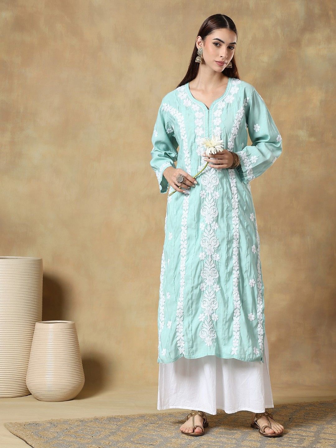 Women Floral Printed Festive Straight Kurta