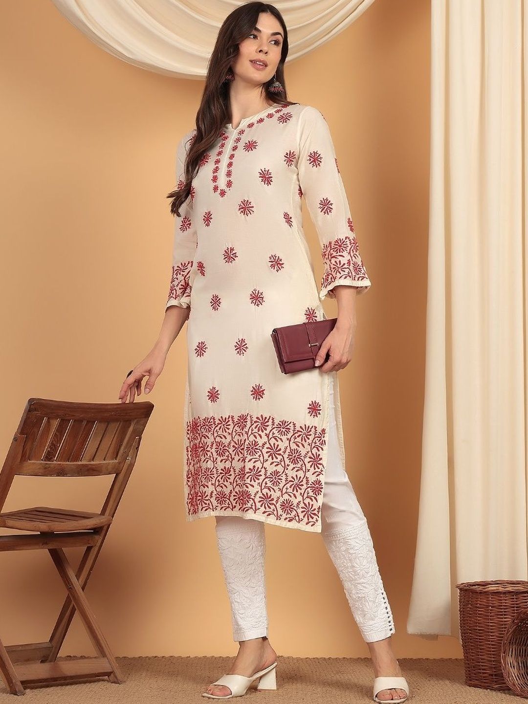 Women Embroidered Kurta