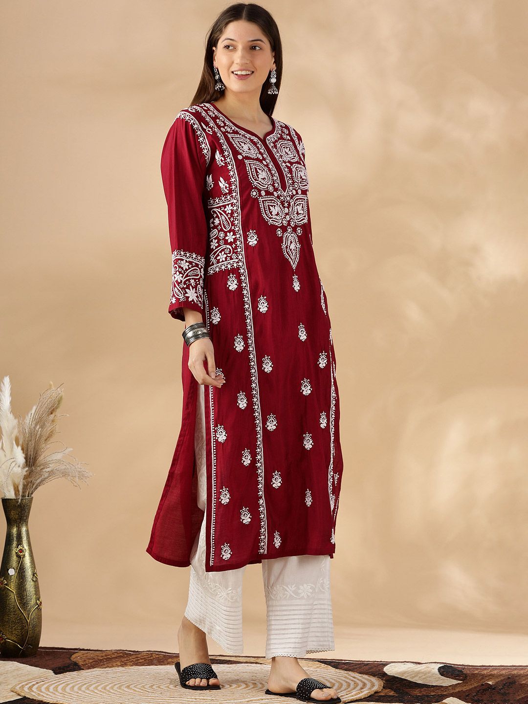Floral Embroidered Thread Work Chanderi Cotton Straight Kurta